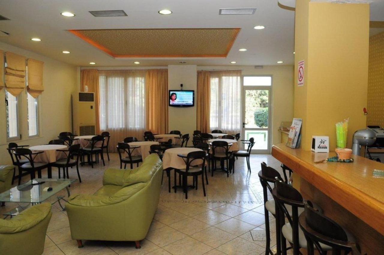 Hotel Pantheon Markopoulo Mesogaias Exterior photo